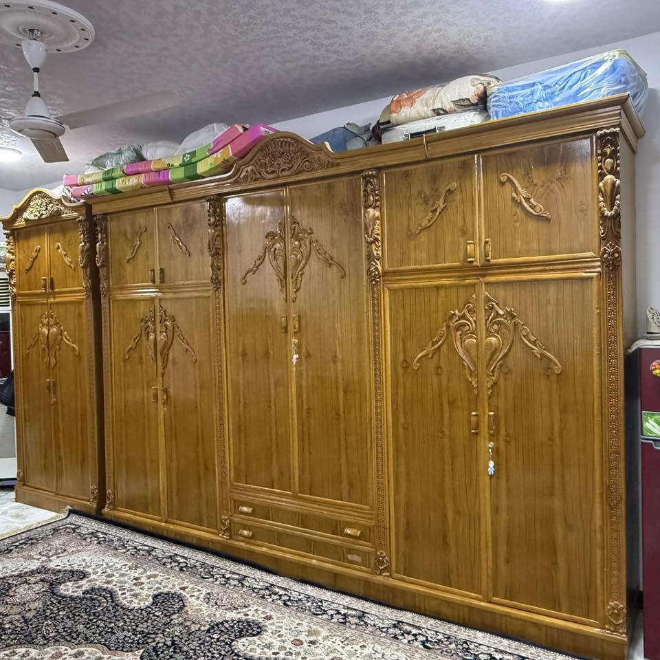 غرفة نوم للبيع  ٦ قطع تفصال حديث 
الكنتور ٢،٥٠م ابو الطابقين ال٦ 
ملحق ٢ 

السعر مليونين ونص
***********
