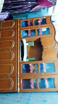 معرض خشب • قطعتين • نظافة 95%