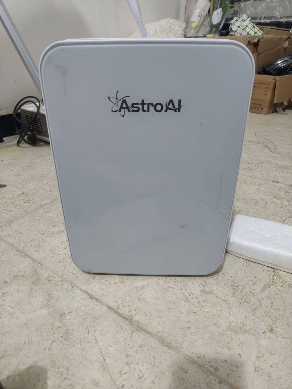 ثلاجه سيارات ومنزليه بنفس الوقت فيها نضام تسخن الاكل وفيها نضام تبريد تجرش معها واير سياره واير ككهرباء 
المكان بغداد مدينه الصدر الي تفيده يراسلني خاص


**إذا كنت صاحب هذا الإعلان وتريد حذفه لأي سبب، رجاءا أرسل رسالة إلى الدعم الفني**