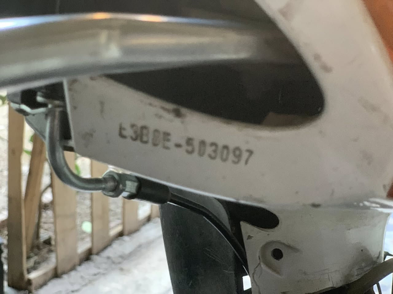 السلام عليكم سكنس فحل كابريتر مثل ما اشوف كدامك نضافتها والدراجه بلاديه نقصها بس بجم السبعه الفوك البجم موجوده و الماصده هم موجوده نقصها بس بجم و استان تعليك فقط سعرها 500 وبيها مجال مكاني حي اور بغداد الرقم ***********
