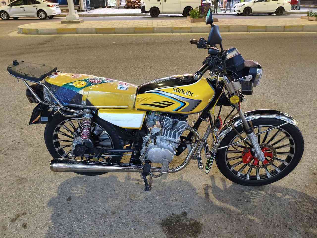 دراجه نضيفه كلش موديل 24 وبصمات وياهة ثين ورقه منفيس كفاله السعر 800 وبيهة مجال بصيط جدا مكاني الرمادي التأميم رقمي ***********
