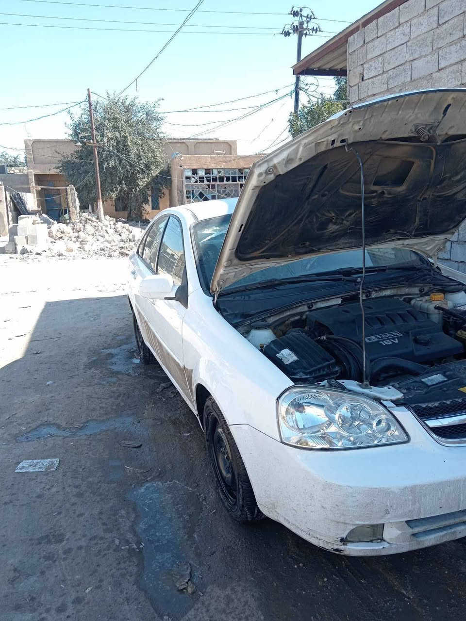 السلام عليكم من رخصت مدير الكروب
سيارة اوبترة مديل{12} للبيع 
مشروع مطني مكانها نجف سيارة بسمي 
سيارة بيها باب او جاملغ 
السعر {65}بيها مجال 
للستفسار رقم الموبايل《***********》
غير متواجد علي الفيس
