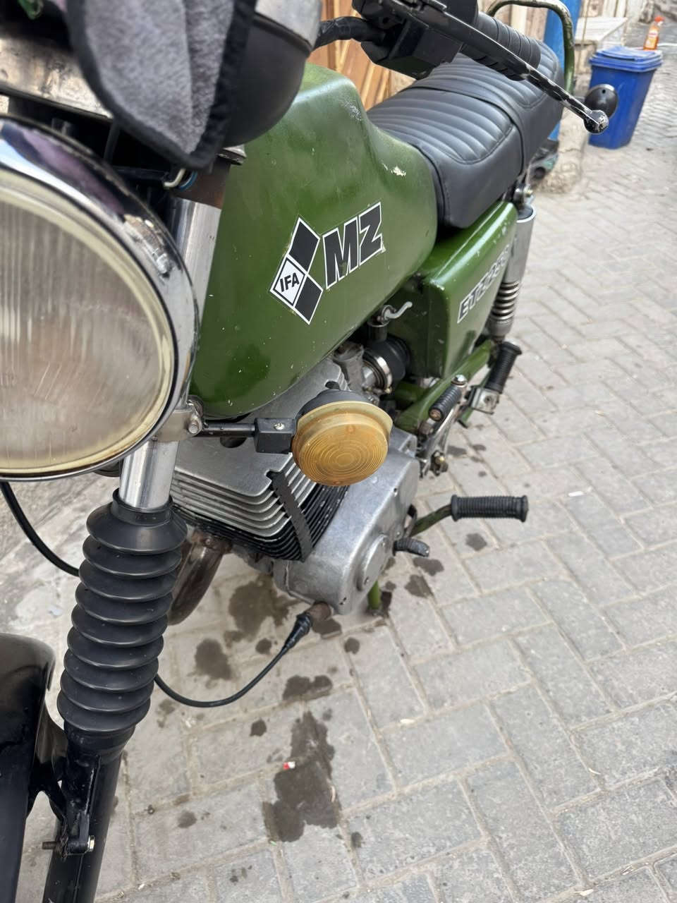 سلام عليكم اخواني من رخصه الاداره  
هاي امزت للبيع  82 
مكاني بغداد مدينه الصدر  
س ع ر مليون و 100
 
***********رقم الهاتف
