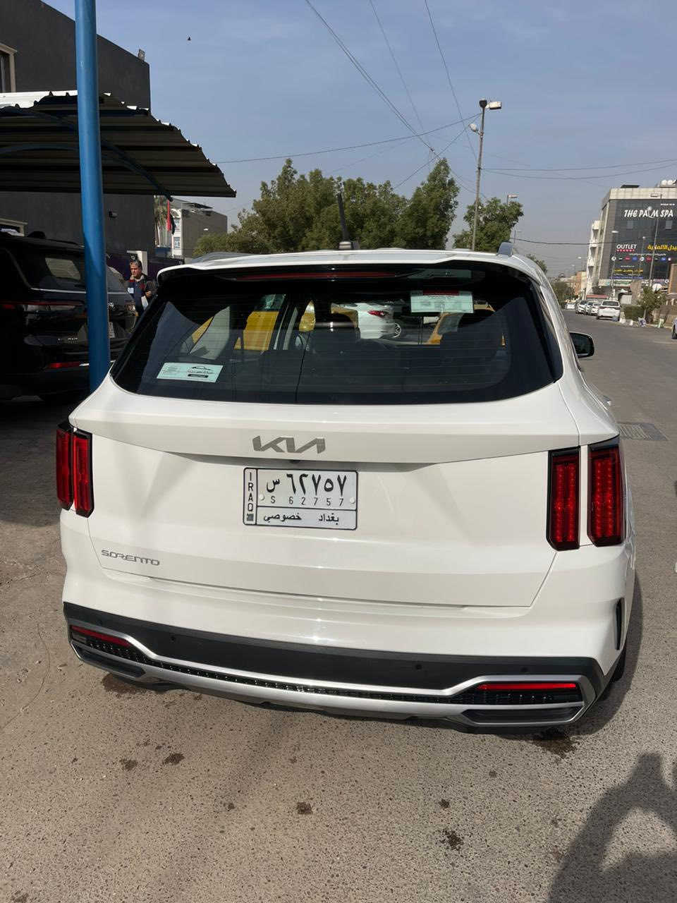 كيا سورنتو 2023ماشيه  58 الف فول ماعدا سلايد بعدها بضمان الوكاله الدوليه للسيارات  غير متواجد ع الفيس للاستفسار الاتصال ***********
