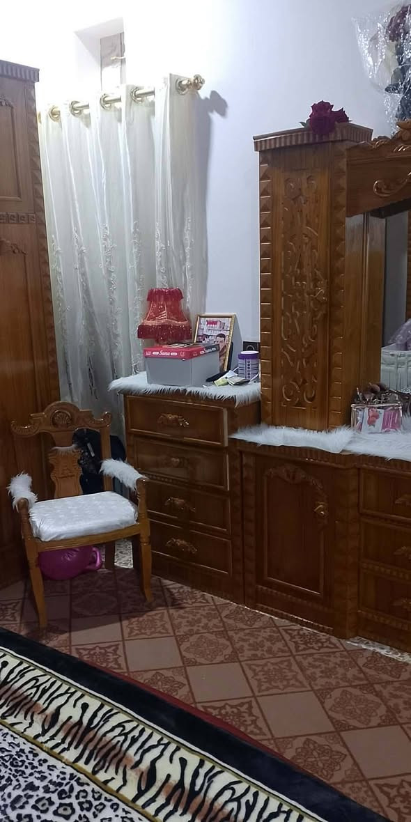 غرفة خشب عراقي للبيع جديد مستخدمه قليل نظيفة كلش كلش السعر مليون  التواصل ع خاص العنوان موصل الأيسر حي التعليم


**إذا كنت صاحب هذا الإعلان وتريد حذفه لأي سبب، رجاءا أرسل رسالة إلى الدعم الفني**