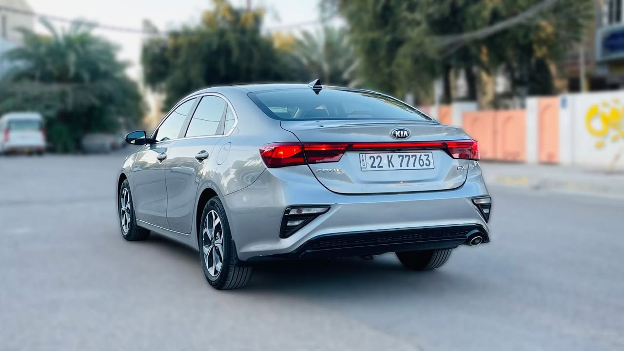 كيا فورتي 2021
فقط مبدل فقط باب ايمن وايرباك البردة طاك 
كير محرك مكفول 
للتواصل ***********
