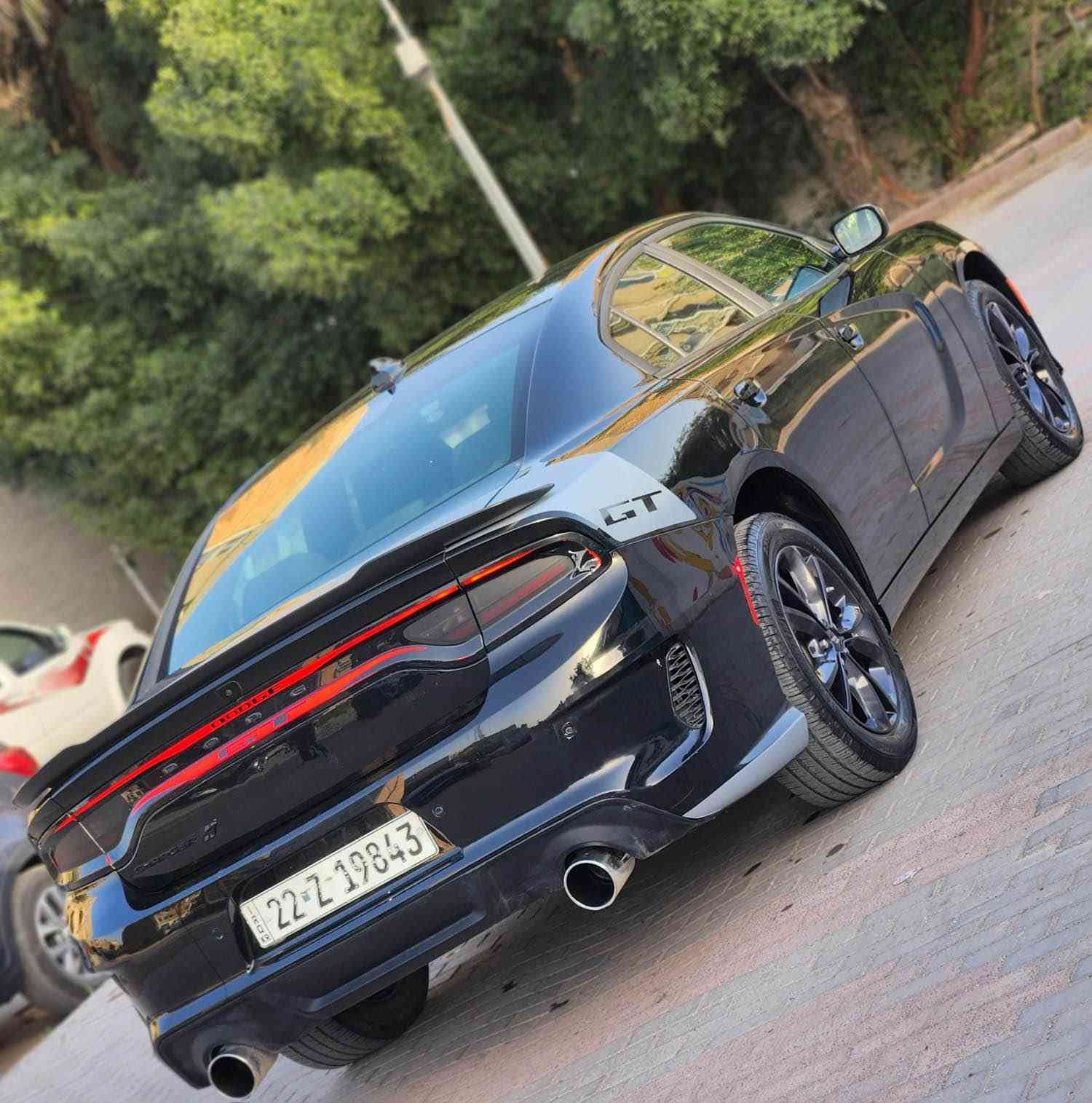 جارجر. 2023

لون اسود ♠️♠️♠️♠️

العداد: 32مايل

رقم أربيل الجديد وكاله تحويل مجانا

المحرك : V6.  3.6L 

فور ويل 

سياره جديده بمعنى الكلمه 

المواصفات عاديه  

شاشه كبيرة مع نظام ملاحة GPS 

 مقعد السائق كهربائي 

 حساسات مع مانع تصادم خلفي . 

 تشغيل عن بعد 

 ستيرن كهربائي 

 محدد سرعة 

 تلفون بلوتوث 

 كاميرا خلفية 

 مرايا متحسسة للاضاءة العالية 

الحادث بنيد صبغ حادث سطحي 

وتعديل بل حوض بصيط 

للتواصل ***********

السعر22900$$$$

وخابر وتدلل بغداد, العراق
