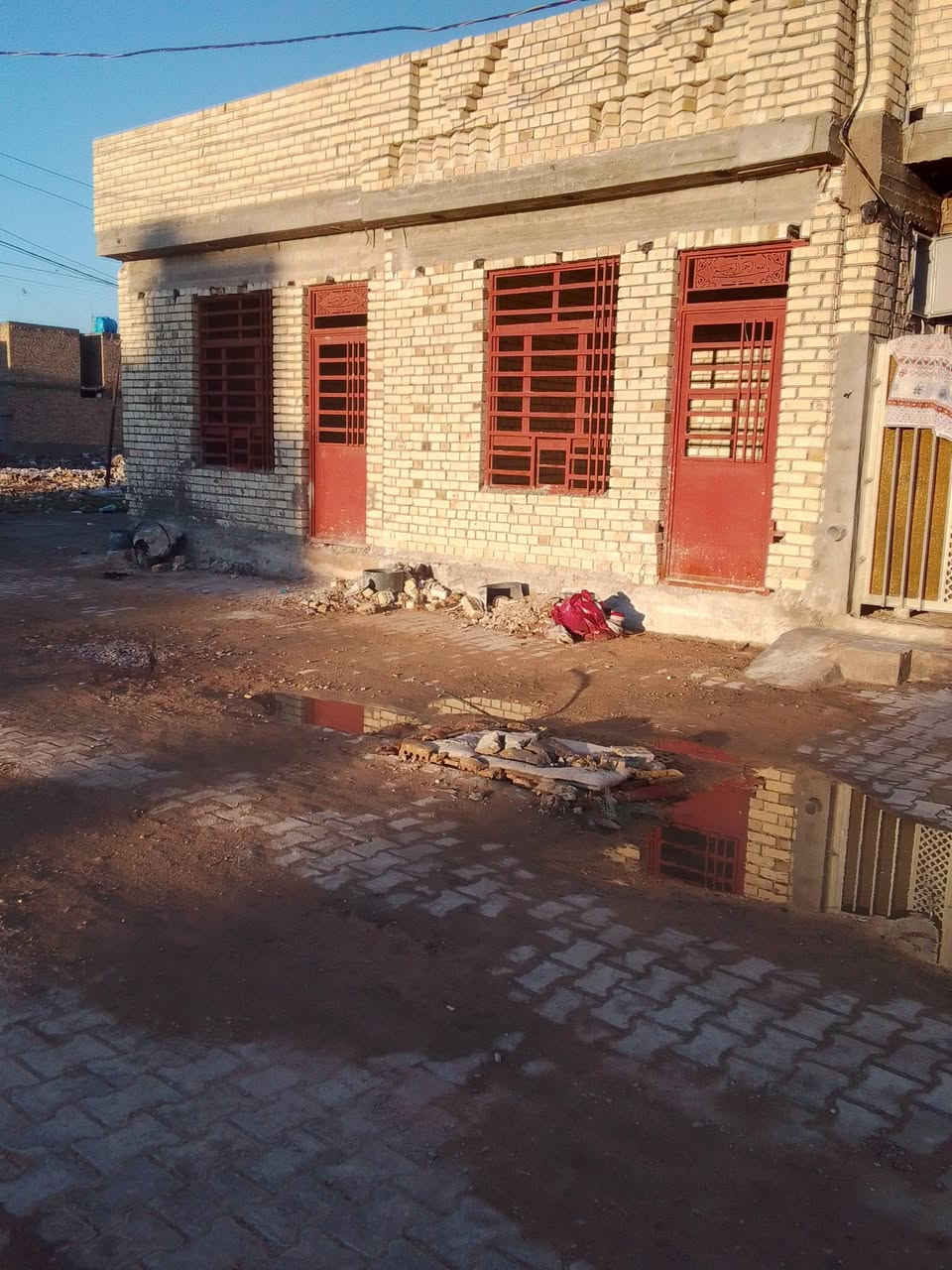 السلام عليكم متوفر هياكل 50داخل الفرع+قطع اراضي للبيع الشعلة الدوانم قرب شارع ابو وسام دلال خدمات كاملة داخل الفرع وشارع ال5كيلو للاستفسار الاتصال ***********
