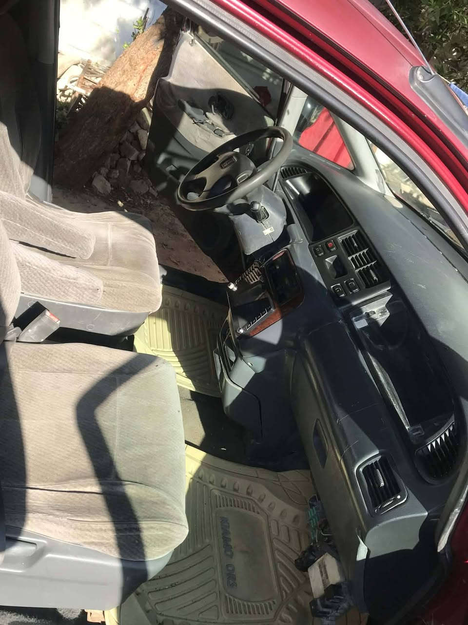 من رخصت مدير الكروب المحترم للبيع هوندا ستيشن موديل 1995ياباني رقم انكليزي نجف تحويل مباشر السعر ٢٨وبيها مجال بيع او مراوس عنواني بغداد البلديات للاستفسار على الرقم *********** بي واتساب
