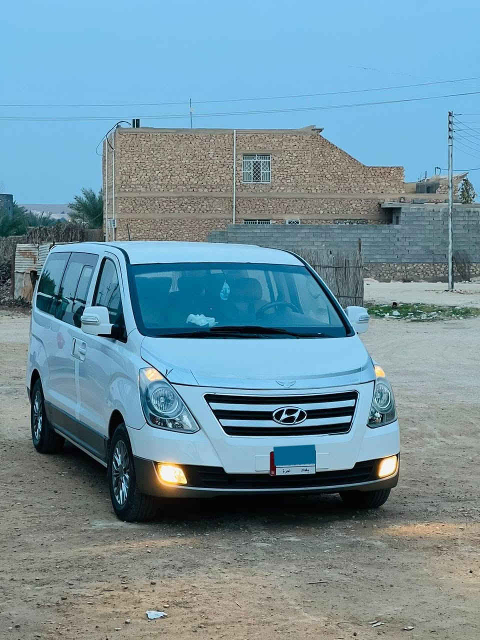 السلام عليكم ستاركس 2018 رقم بغداد بيها طخه بطرف الجاملغ الامامي حگ شبر وبيها طخه بالبنيد وباقي السياره مكفول
السياره بسمنا نضيفه وحيل حلوه وجاهزه للشغل مكان السياره الانبار حديثه
للاستفسار الاتصال على الرقم ***********
