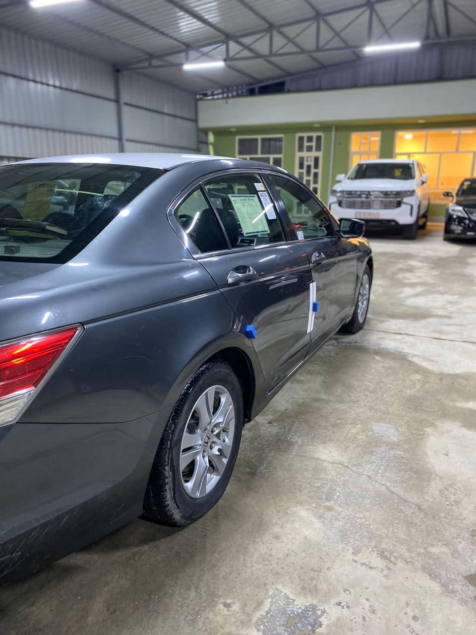 هوندا اكورد 2011 
ضرر امريكا جامرلغ وربع البونيد 
وبالعراق بدلت بيها بابين بلادي بدون صبغ 
بدون دواخل بدون شواصي بدون لغود شرط

السعر 90 وبيها مجال 
عنواني ديالى بعقوبه 

***********
