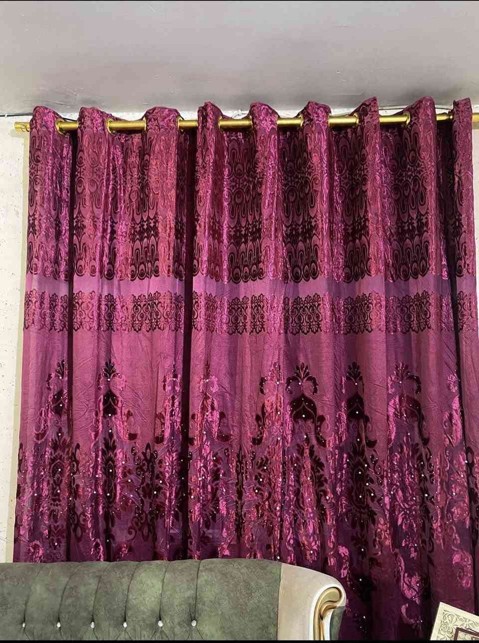 عرض خاص 15 الف 
بردات قطعتين والكمية كلش محدود☺️👍
قياس القطعة طول 3 متر عرض مترين 
للحجز واتساب على ***********
تتوفر خدمة توصيل داخل الفلوجة 
عنوان فلوجة حي المعلمين الاولى
