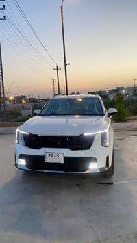 سورنتو ٢٤ خليجي ٤سلندر ماشيه ٥٠ الف كشنات كهرباء كير ماوس هاندبريك اوت...