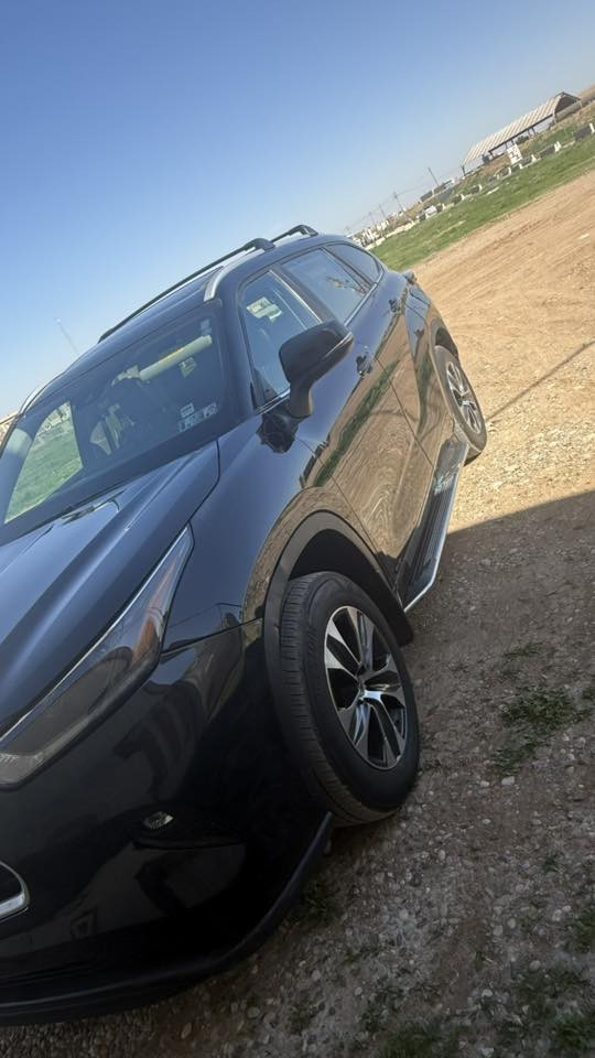 السلام عليكم
للبيع هايلاندر xle 2024 بدون ايرباك 
صور الحادث ناشرها مصلحة تصليح درجة اولى قطعتين صبغ الجامرلغ الخلفي و قبق الصندوق 
رقم بغداد 
فتحة رادارات 360 كشنات جلد 
السعر 24500 يعني 245 ورقة 
ماشية 19 الف ميل 
مكان السيارة كركوك 
***********
