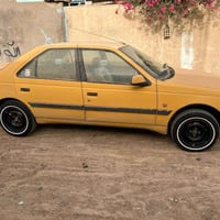 سياره للبيع بيجو لميس موديل 12كير ومكينه جديدان تبريد ثلج تخم تاير جدي...