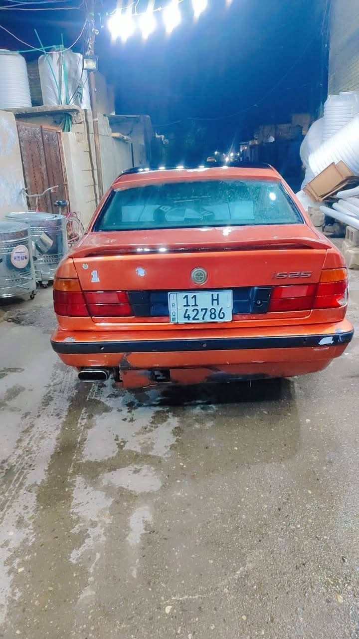 سلام عليكم بي ام مديل 90 كير ومحرك حاويه حجم 25تخم تاير كهربائية كلها شغاله تبريد عوزه بس كنبريسر تحويل مباشر رقم بغداد مكان سياره بغداد سعر 48بيها مجال حك جيه ***********
