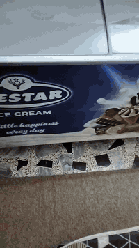 مرحبا اخوان عارظات حجم ١٦ للبيع العنوان بغداد البلديات الظباط الثانيه الزراعي السعر اثنينهم ٧٠٠ الف***********
