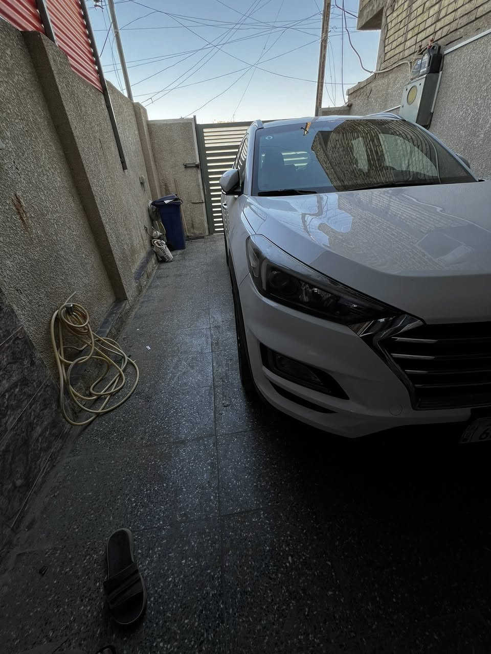 🔚 السلام عليكم
توسان خليجي للبيع  

⚔️ الموديل2020

⚔️الون ابيض 

⚔️محرك 2000دوش جديد ومكفول

⚔️كير اوتو ماتيك 

⚔️3انظمة قيادة 

⚔️مري كهرباء وشفط واشاير بل مري

⚔️اربعه ويل كب 🛞🛞

⚔️بلوجكتور لد 

⚔️تحكم ستيرن جهتين 

⚔️كامرا 🖥️🖥️

⚔️تبريد خير من الله ❄️❄️

⚔️داخل لونين  

تبريد قطعتين 

⚔️ رقم انكليزي بغداد وسنويه بأسمي لحد 2029

⚔️السياره ماشيه 128 الف كم 

⚔️ملاحظه السونار مرفق  🔚  

💵💵السع200 وقابل للتفاوض 

📞📞رقم الهاتف *********** الخاص غير موجود
