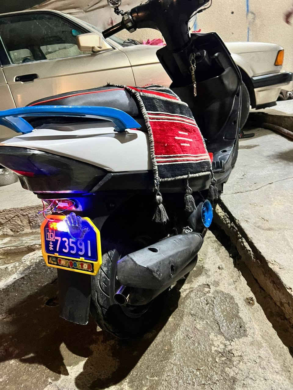 للبيع دراجه ماكس السعر 450 وبيها مجال


**إذا كنت صاحب هذا الإعلان وتريد حذفه لأي سبب، رجاءا أرسل رسالة إلى الدعم الفني**