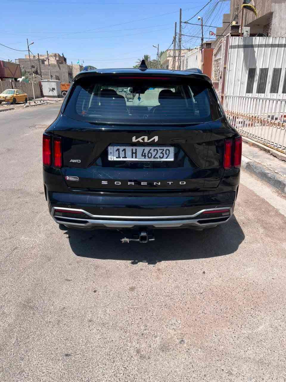 كيا سورينتو موديل 2022 وارد الحادث موضح بالصور رقم بغداد شرط التحويل مكانها بغداد 
*********** بغداد, العراق
