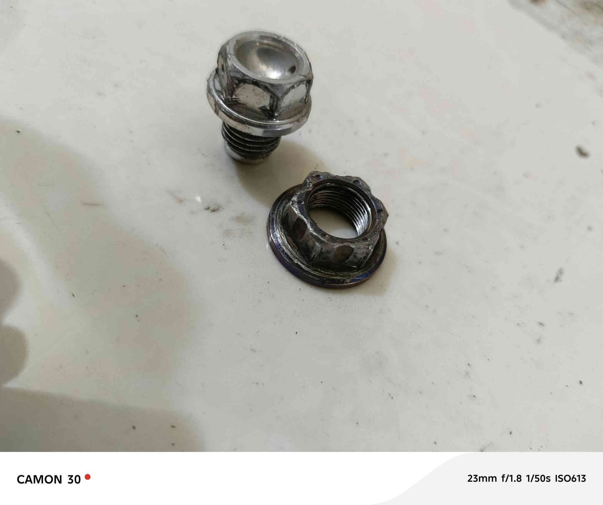 سلام عليكم تزويد سكنس وثعلب شتريد موجود كل حاجه وسعرها مكام بغداد حي الجامعه توصيل موجود ***********
