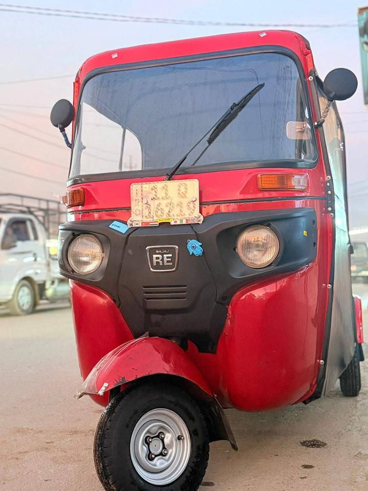 تكتك موديل 18 مكفوله فقط مكينه لاطشه السعر 3000وبيهه مجال تفاصيل خاص ***********
