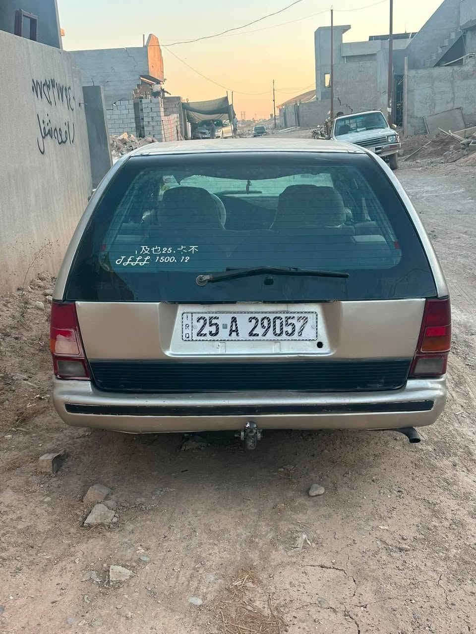 مازده 1990 محرك 8 بخ فول اقتصادي  سنويه مجدده ل 2031 بسمي شرط التحويل والغرامات  مقدمه بيها بطاقه بانزين يرادلها ترتيبات بصيطه رايدها 33 وبيها مجال مكاني كركوك. ***********
