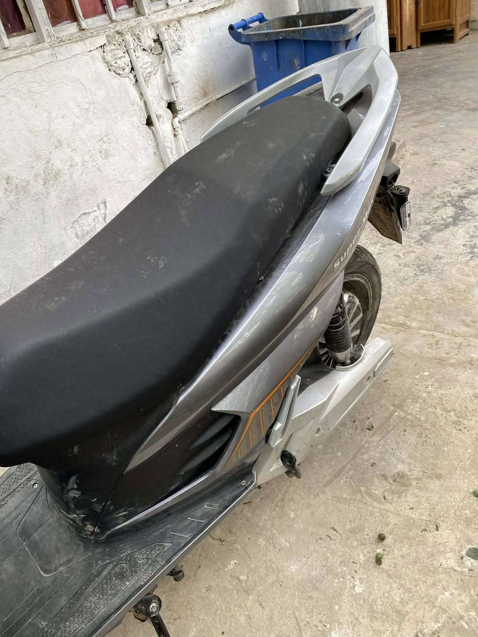 السلام عليكم دراجة شحن للبيع نظيفة مكاني الشعلة جكوك *********** مراسلة
