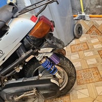 دراجه بطه نضيفه بلاديه السعر 200 الف وبيها مجال الشراي يتصل ‭0771 862 ...