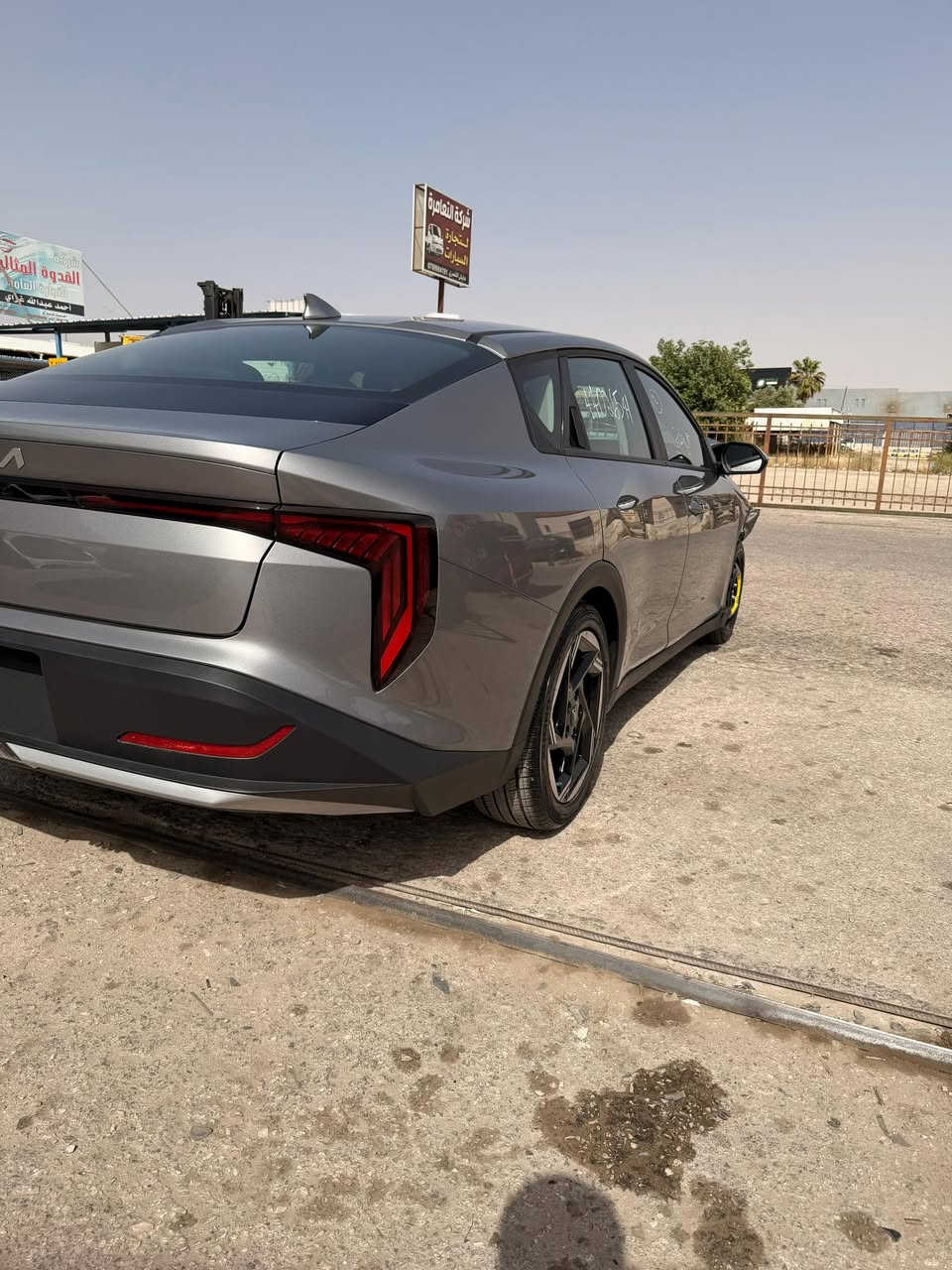 السلام عليكم kia k4 2025 Ex
الموديل 2025

مواصفات Ex

ماشية 6000 مايل يعني زيرو

حادثها واضح بالصور شغالة ماشية السيارة 

السيارة مطروحه بالحرة 11200$

واصل بغداد لمن لديةكتاب شهداء 12700$ 

يستلمها باليوسفية كامل 

للاستفسار ***********

او مراجعة مكتب الشهب للمزادات الامريكية والكندية للسيارات
