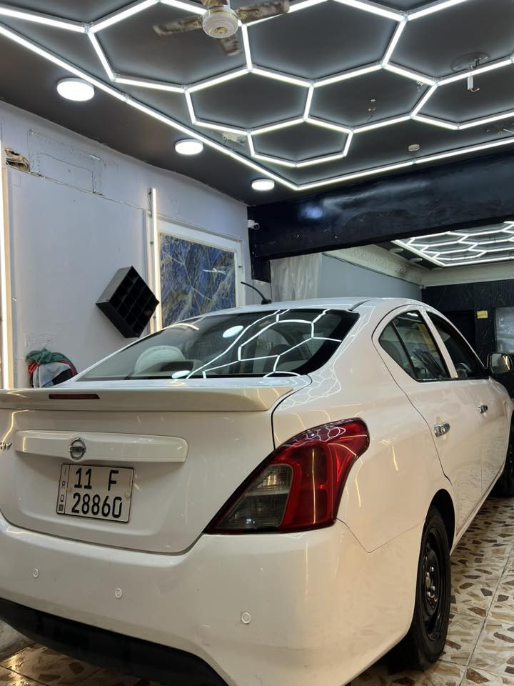 سلام عليكم نيسان سني هندي 2018 للبيع سيارة رقم بغداد بسمي سيارة شرط نضافه مابيها اي نقص السيارة ابيع على سونار شرط بدون صبغ بيها فقط بارد بسيط المكان بغداد حي الجهاد 
السعر 99 وبيها مجال للشراي يشلع عيوني رقمي
***********
