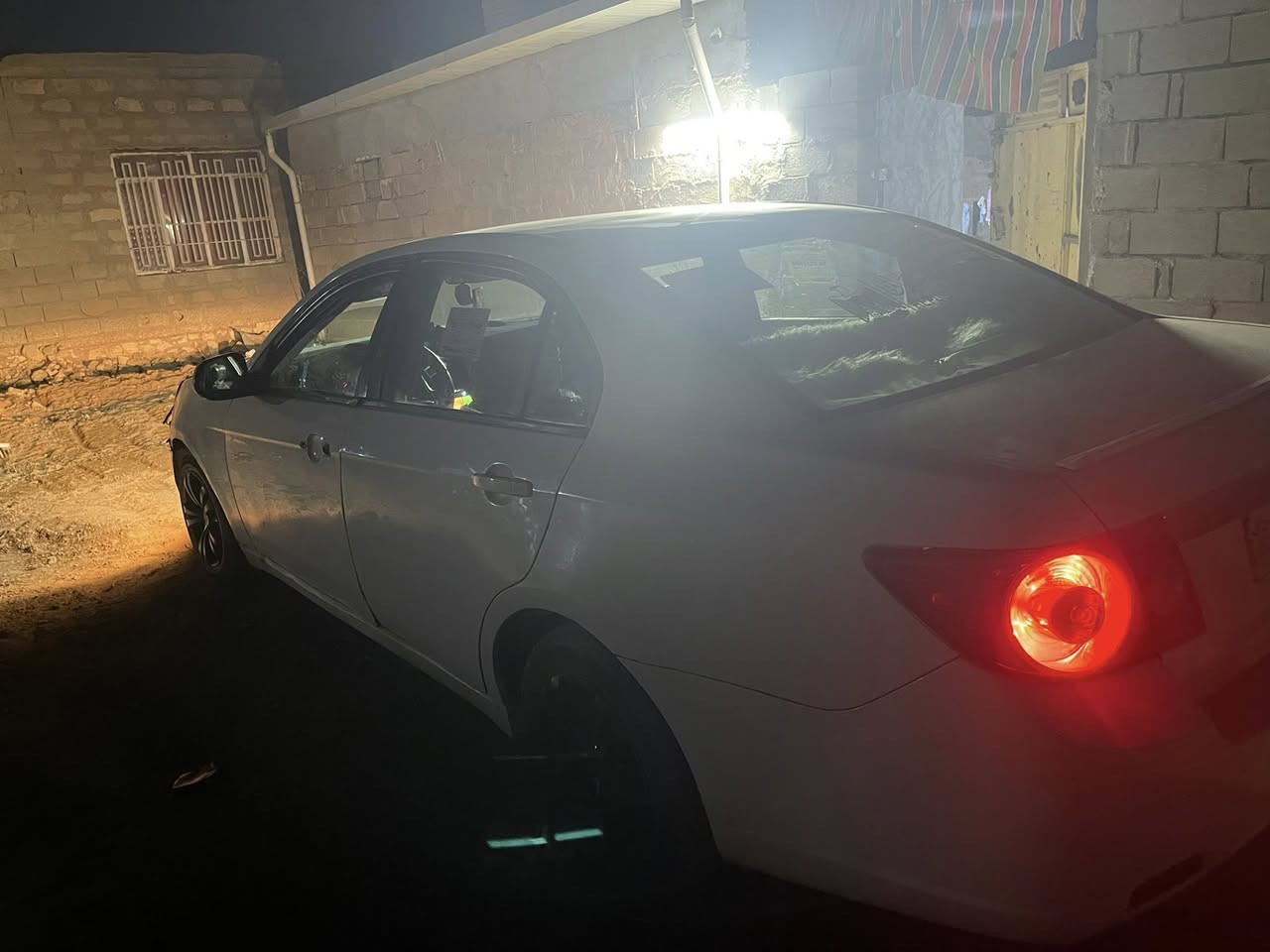 سلام عليكم سياره شوفرليد ابيكاه موديل 2008سياره جاهزه كير محرك صدر فول ترايك وين مايعجبك رقم بغداد السعر 60 وبيه مجال متوازي على فلوس تصال على رقم *********** غير متواجد على الفيس مكاني الانبار الرمادي
