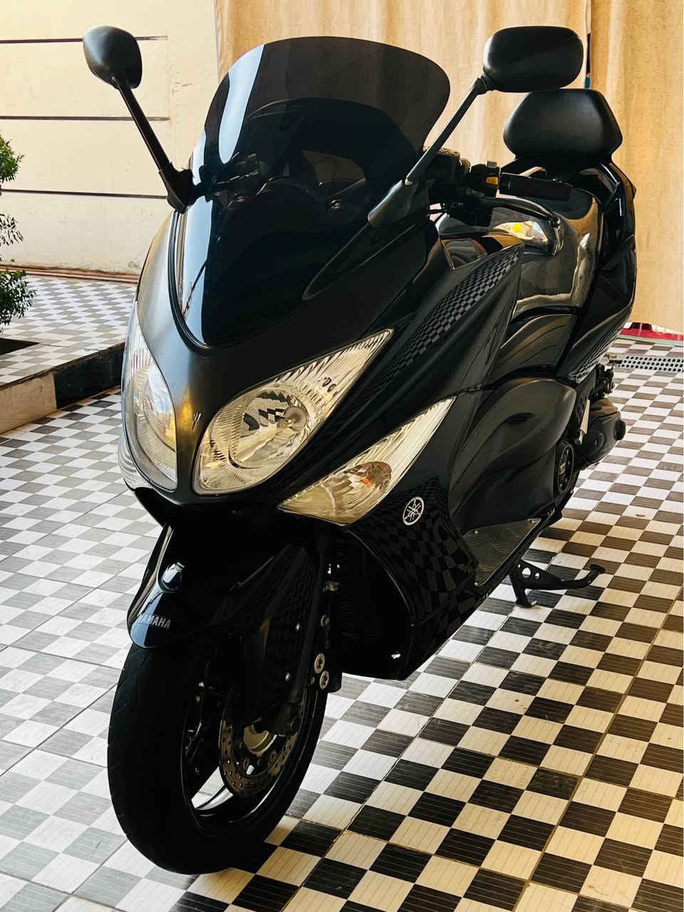 سلام عليكم تي ماكس 2011 دراجه مكفوله من كلشي نضافه 100/100 اسويجات 2 تخم تاير جديد دراجه جاهزه مكان بغداد الستفسار اتصال ☎️ ‭0782 261 0710‬ بغداد, العراق
