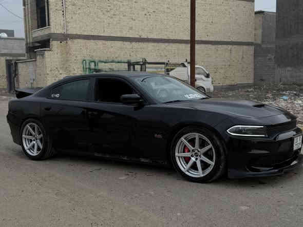 للبيع جارجر سكات باك 2019 رقم بغداد الدولي تحويل مباشر هزه جديده محرك 8V . 6400 فول مواصفات السياره تنباع على حادثه للاستفسار *********** ☎️ مكان السياره بغداد
