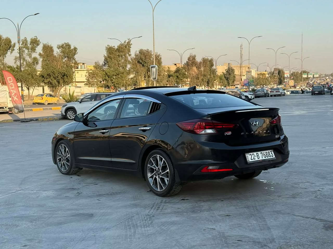 للبيع او مراوس 
 النترا 
 موديل 2020
فول موصفات 
لايت  زينون 
ويل كب كبير 
اشاره مري
 شاشه كامره 
تحكمات ستيرن 
بصمه 
مكينه وكير شرط
رادارات امامي وخلفي 
ضررها صندوق وبيها مكانتين بارد  /باب السائق مسافه شبر و جاملغ الخلف شبر ع بارد /
مكان السياره موصل 
السعر 💸 138💸 وبيها مجال 
التواصل على الارقام
***********
***********
