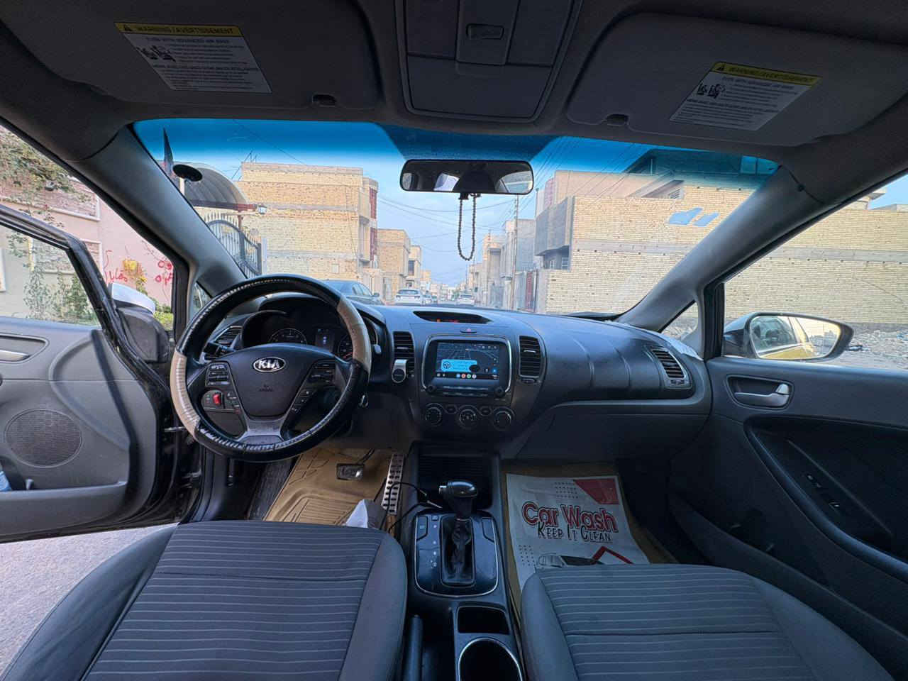 السلام عليكم kia فورتي موديل 19 أصل مكفولة من الكص والعيب الشرعي مكينه 2000دوش بانزين أصل وبيها منظومة غاز بيها أرقام و سنوية شمالي كير مكينه مكفول كشر حلو دواخل نضيفة شاشه كاربلي بيها نقطة، سودة ما اماثرة أبد ريمونت تحكمات ستيراً جاهزة من كل شي على حباية ونص حتى دهن مبدل حديدية لوك وخير من اللة مكاني بصرة ***********٣
سعرها ٦٣ ورقة بيع فقط فقط بدون مراوس
