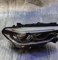 متوفر  لايتات BMW فئه g بكامل الموديلات اسعار بنص السعر الي ينباع بسوك...