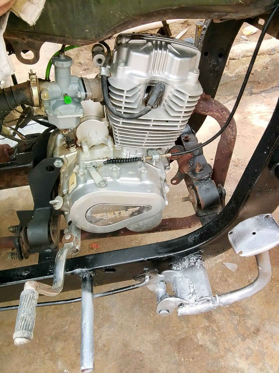 السلام عليكم ستوتات للبيع اوراق العنوان بالعماره رقم الهاتف بواحساب السعر الخاص وبيهن مجال ***********
