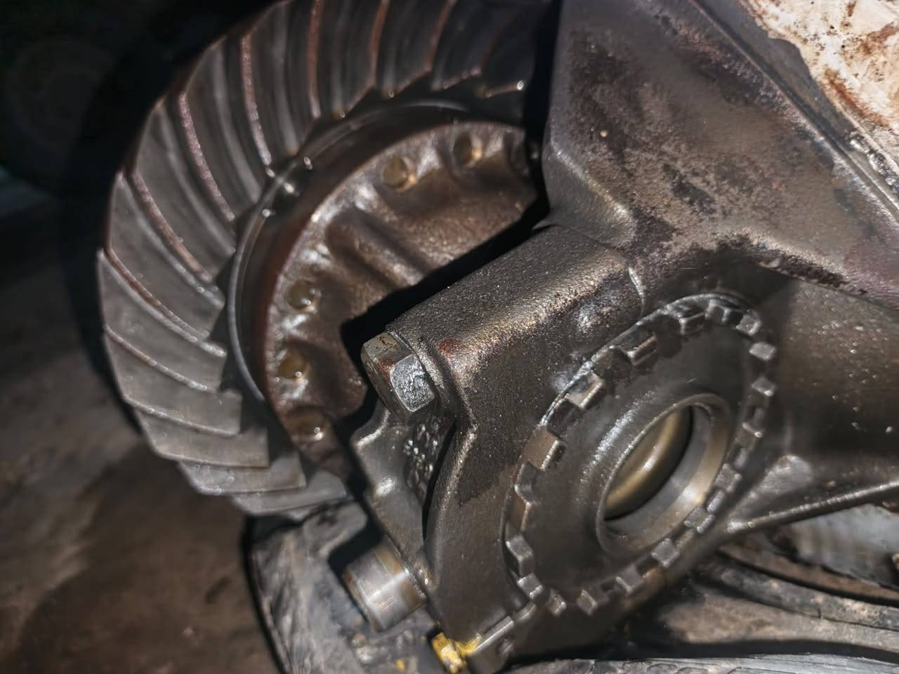 السلام عليكم
للبيع جعمقه اكسل اقجم 18 بعدها وضع شركه 
السعر 600 ألف وبيها مجال 

للاستفسار اتصل, ***********
