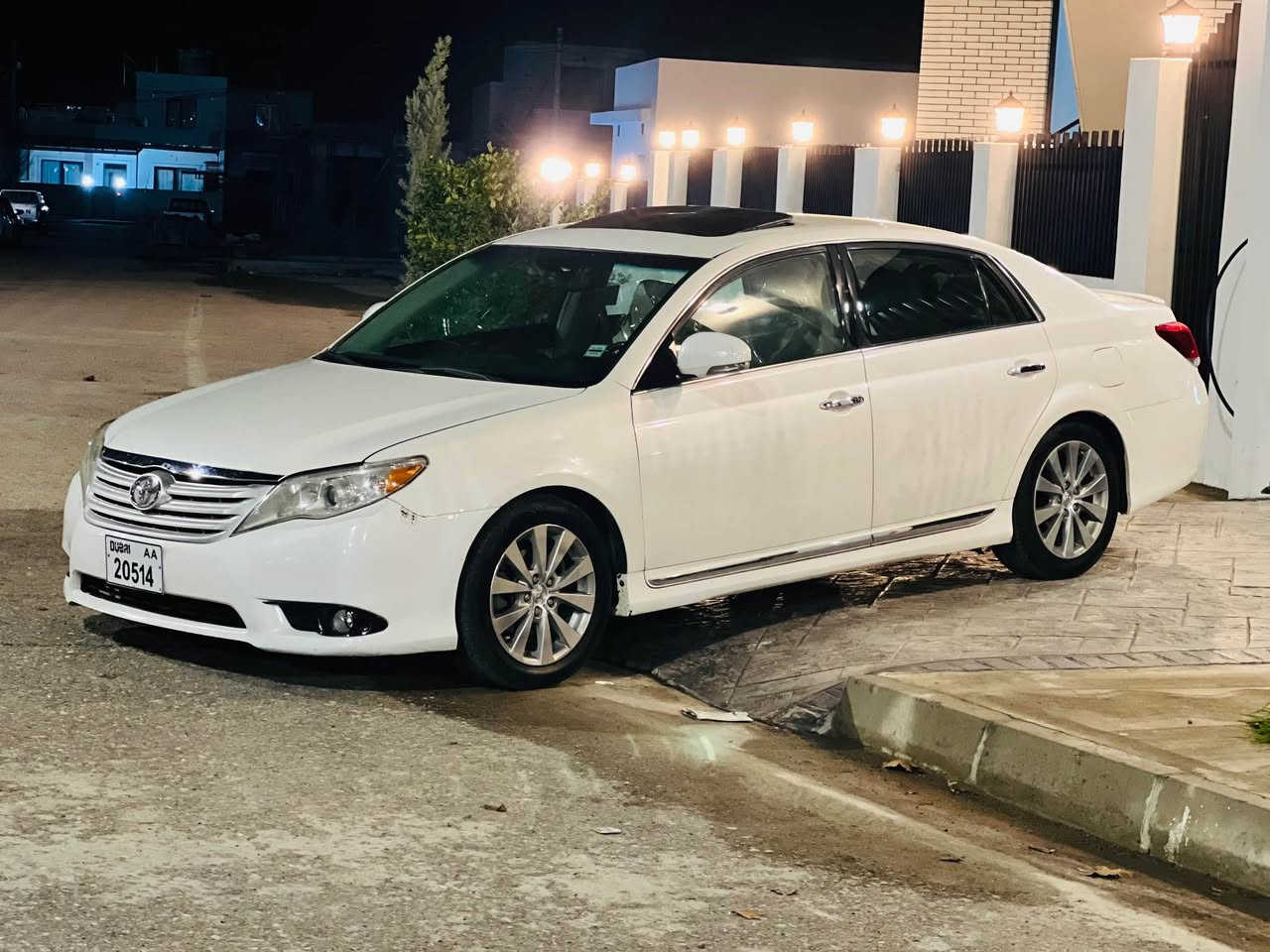 بەناوی خوای گەورەو میهرەبان تۆێۆتا ئەڤەلۆن ٢٠١١ ساخ ساخ ساخ رەقەم دوبەی فول مواسەفات لیمیتیدب پەردە سلەیت پەسمە کوشن خەزن کوشن ساردو گەرم کوشن کارەبا کامل پەمپە بەس بۆ جوانی بی دەحمو لیدران مەکینەی کراوەتەوە بەشەرت بی دوکەل بی بوخارە رەقەم تەلەفۆن *********** نرخ ١٠٠ گەلەو مەحەمەلا رانية, السليمانية
