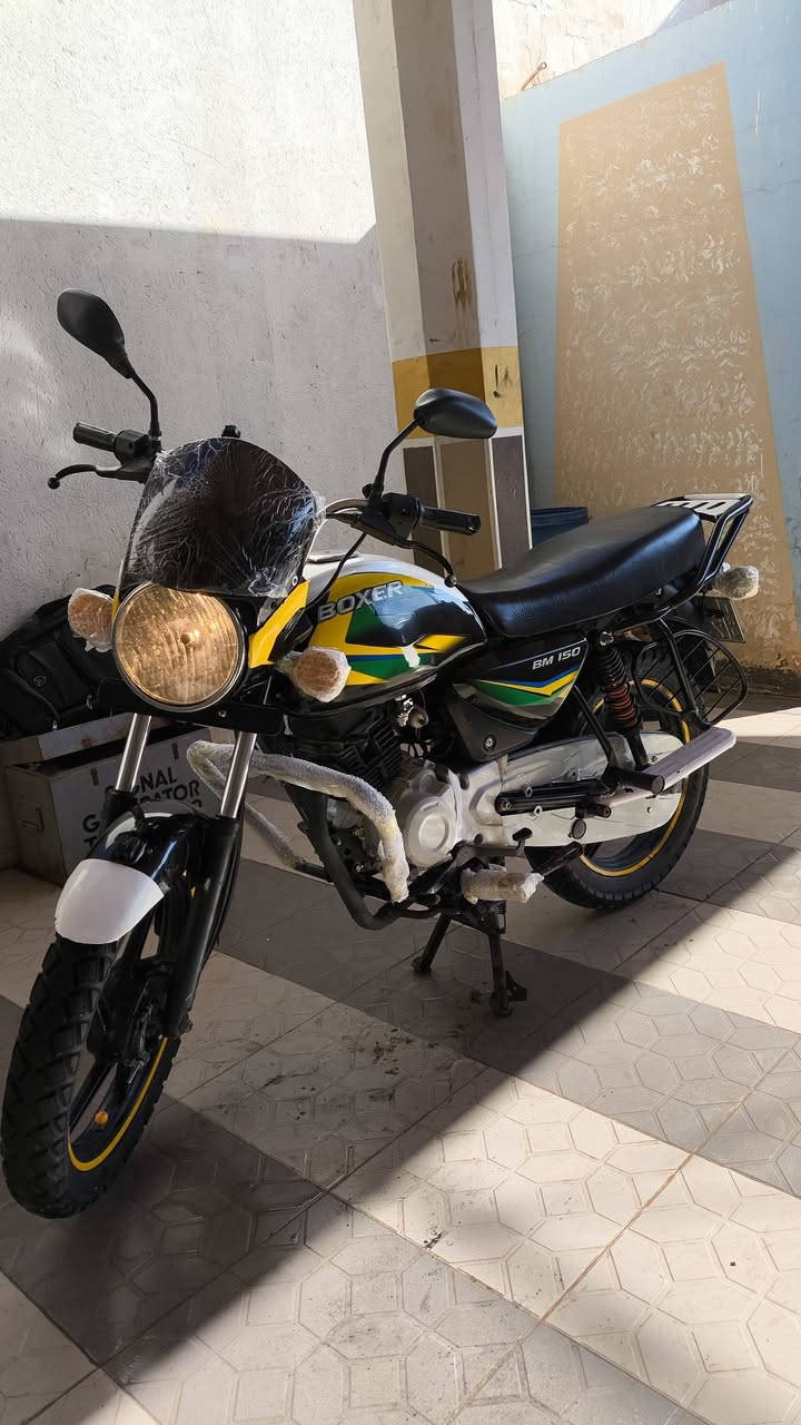 السلام عليكم دراجه بوكسر 2023 تحويل ثاني يوم لوحات نكليزي مكانها بعقوبة بلاديه ***********
