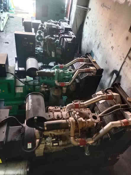 تم وصول وجبة جديدة من نوع كمز حجم المحرك 102
 حجم التوليد 150 كيفي 
6 بستم نظام أوتو إطفاء ذاتي 
متوفر 4 بستم 50 كيفي و 60 كيفي  
عدد ساعات التشغيل صفر 
شرط الحمل والضمان فول مواصفات. موديل حديث 

  العنوان . اربيل الصناعه الجنوبيه 

ابو علي  ‏‪0772 419 3406‬‏

متوفر توصيل لجميع محافظات العراق
