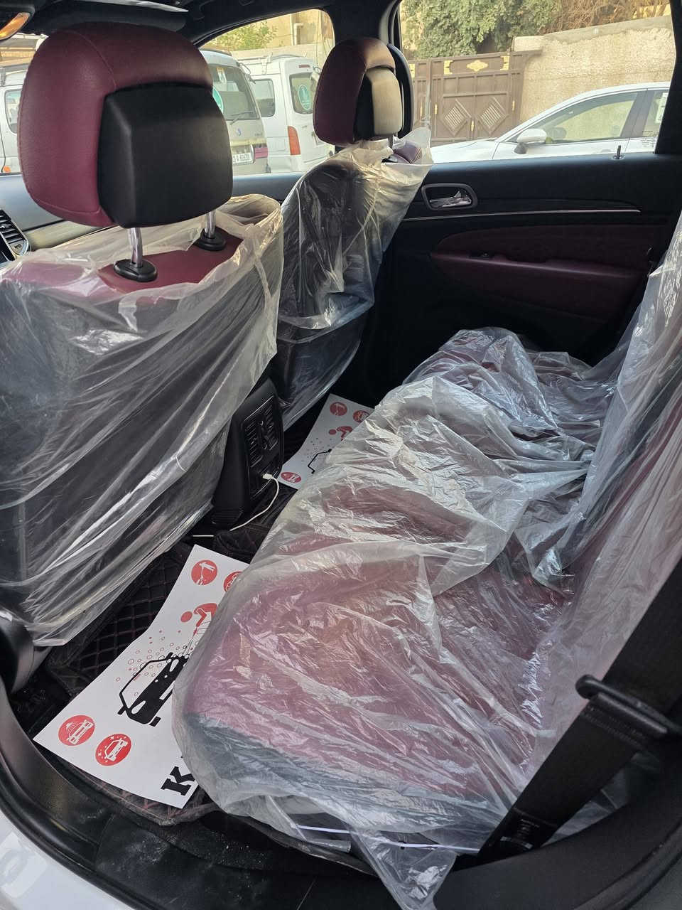 السلام عليكم جيبs موديل ٢٠٢٢ وكاله هارلم ام رادار معروفه مواصفاتها ميحتاج اذكرهن ماشيه ٥٢الف وقابل لزياده سياره كفاله عامه من التبديل والصبغ عدا تكحيل  اثر شخط والسونار ملحق بل منشور اني مكلف بل نشر رقم صاحب سياره *********** مكانها بغداد الدوره شارع الطعمه
