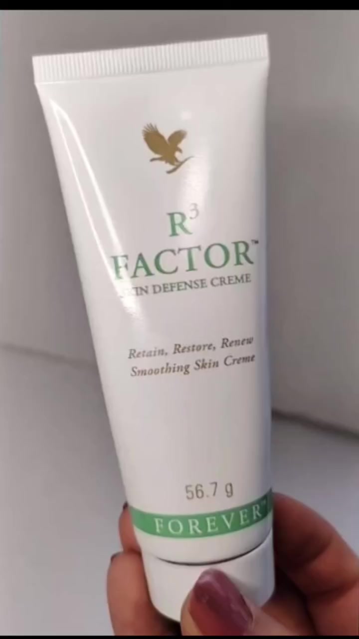 وصلتي؟ 🙂‍↔️
*آر3 فاكتور – R3 Factor* من فوريفر:

**آر3 فاكتور ✨ 
سر التجدد والشباب لبشرتك! 
تركيبة غنية بالألوفيرا + الريتينول + فيتامينات A وE 
✔️ يعزز تجديد الخلايا 
✔️ يخفف التجاعيد والخطوط 
✔️ يرطب ويغذي بعمق 
خلي بشرتك تتنفس نضارة من جديد! 💧 
منتج العناية الفاخرة اللي تستحقينه 🌸**
. 
. 
. 
. 
#اكسبلور explorepage #ترند #skincareroutine #فولو


**إذا كنت صاحب هذا الإعلان وتريد حذفه لأي سبب، رجاءا أرسل رسالة إلى الدعم الفني**