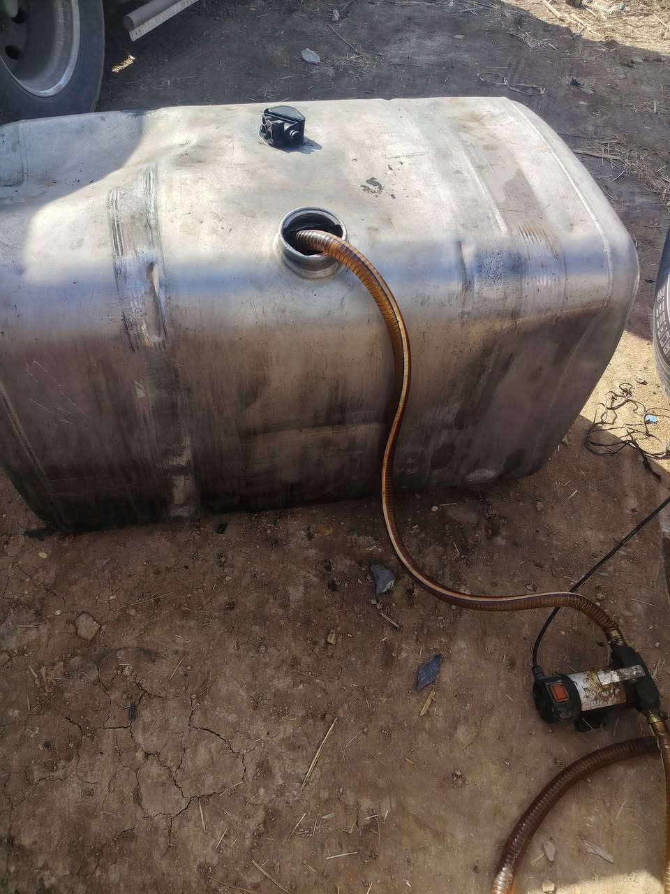 سلام عليكم تانكي للبيع مال اكتروز ٥٥٠مناسب ***********
