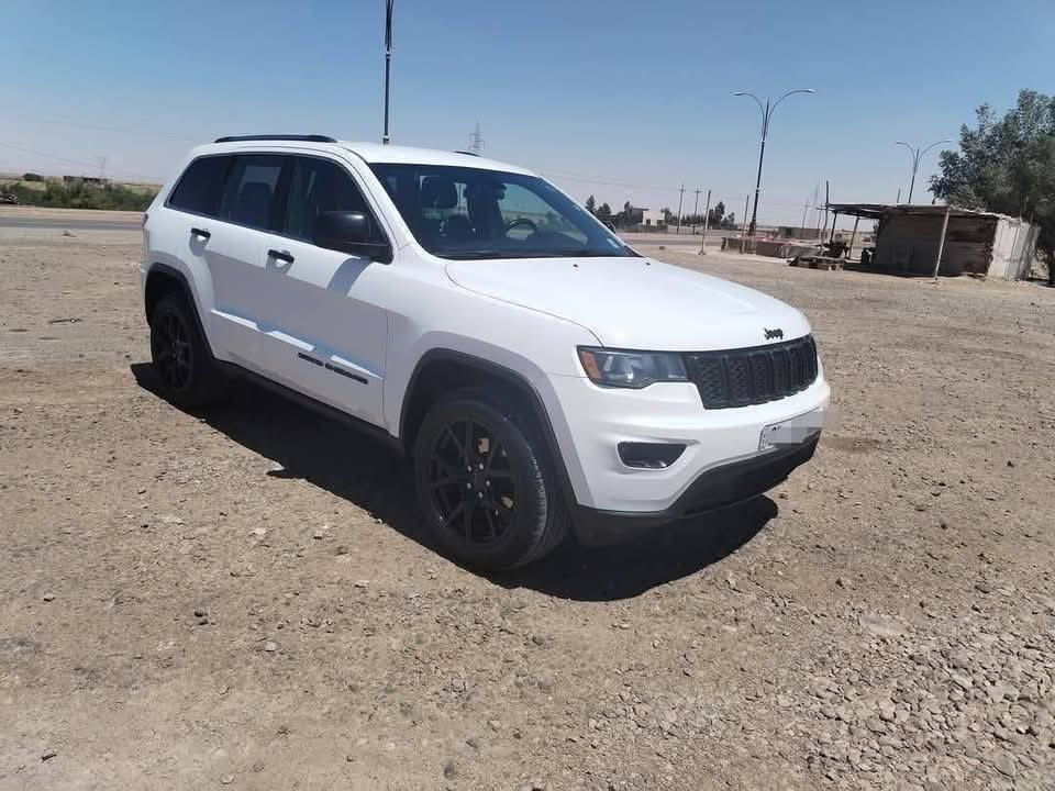 جيب موديل 2020 رقم اربيل حادث السياره شبر بارد فقط جميع الارباكات سليمه ***********
المواصفات:
1️ محرك 3600
 2  بصمة تشغيل + بصمة أبواب
3️ تشغيل عن بعد
4️ شاشه وسط كار بلي 
5️ كرسي السائق كهرباء 
6️ شوته رياضية kn 
7️ تيربو كهرباء 
8️ نظام اطفاء المحرك عند الوقوف 
9️ نظام سبوت تسارع 
10 ️ حساسات جانبيه نقطه عمياء 
11  نظام ECO تقليل صرف الوقود
