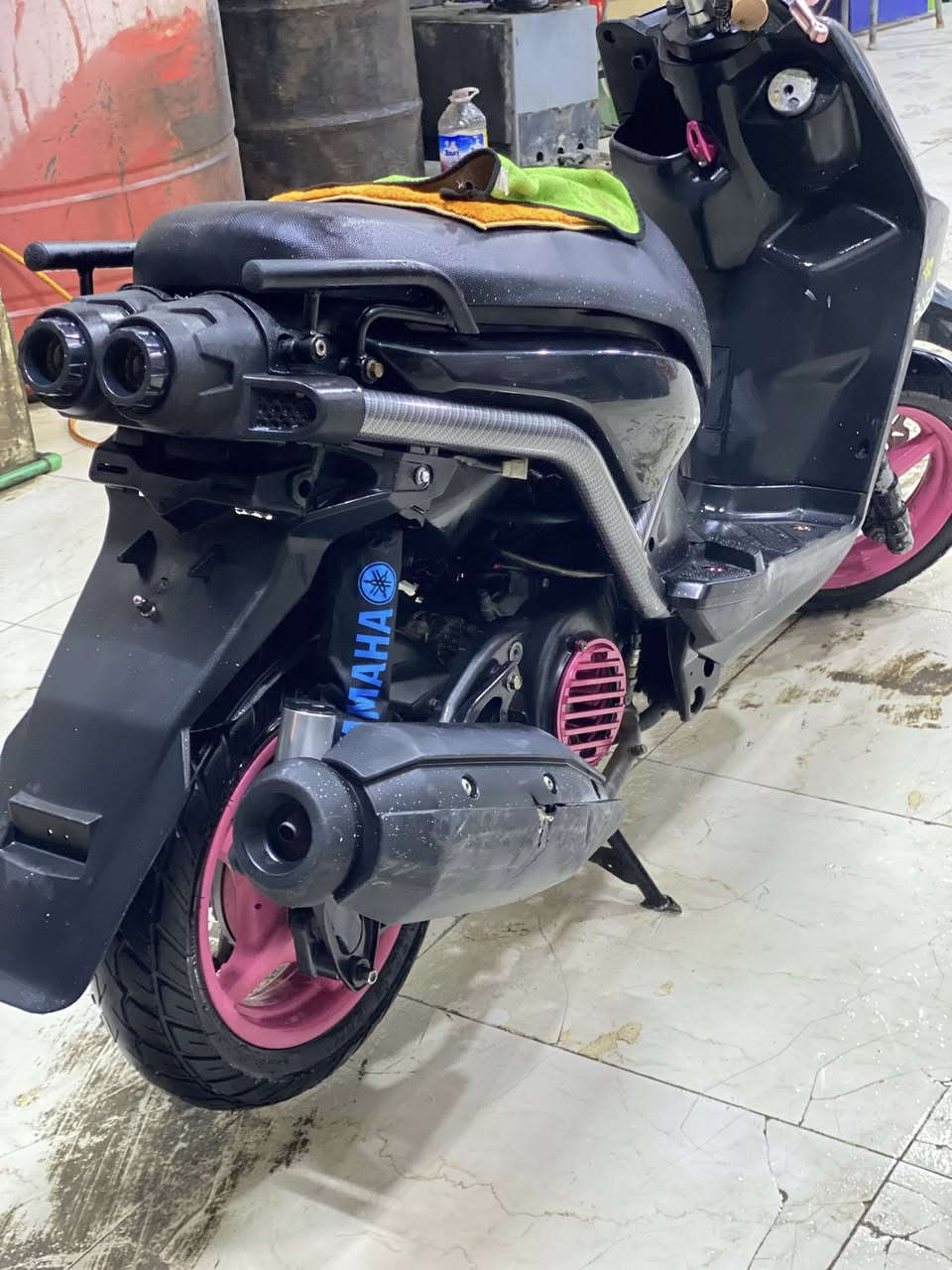 سكنس جبلي للبيع
مكان حله مكينه مامفتوحه بيها كلجات رياضي دراجه 
وبيها سلف ويدات وصينيه وتطواله وكفر مال شاصي  كابون  وقبق تبريد وردي 
مكاني حله ***********
السعر مليون و٥٠ وبيها مجال
