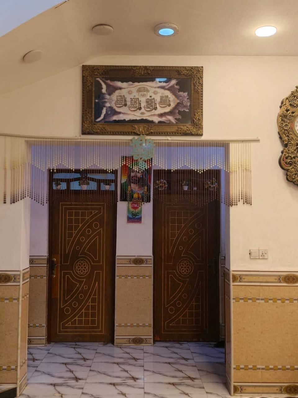 بيت مكان الفداء مساحه٣٠٠ متر بنيان جديد يم سيد عطيه ع شارع ***********
