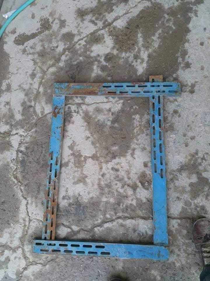 مكتب نجم عبد شطب لتأجير كافه معدات بناء جكات وسكلات كافه مقاولات العامه وفخات دنك مدور والمربع كافه قياسات والاحجام ***********
