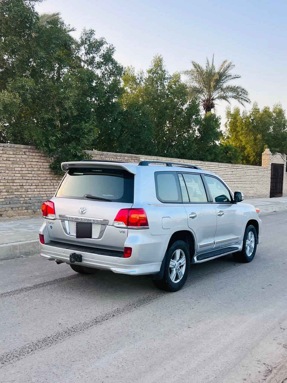 تويوتا لاندكروز موديل ٢٠١٣
كفاله عامه حتى دعاميات

مواصفات فول الفول  رقم بغداد

محرك 4600 شرط الفحص

ماشيه 120 الف حقيقي

جاهزه محرك كير حداديه تخم تاير

عنوان بابل تلفون *********** سعر 330
